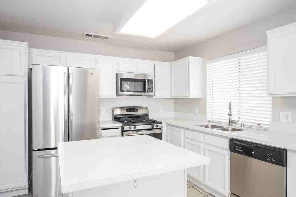 7212 Single Pine Dr - Photo 4 of 15