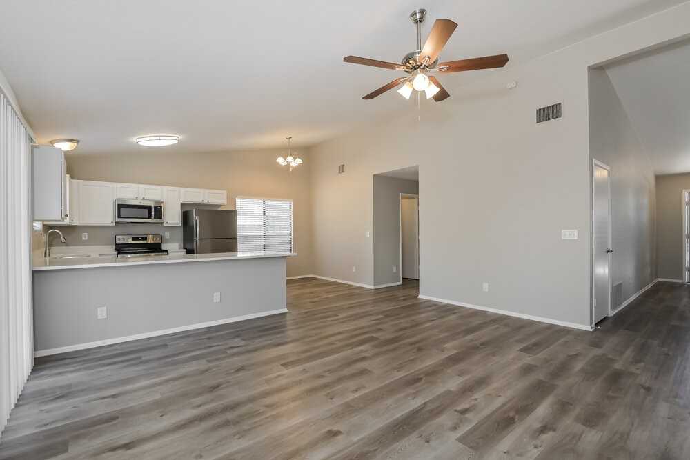 9647 E Banbridge St - Photo 3 of 16