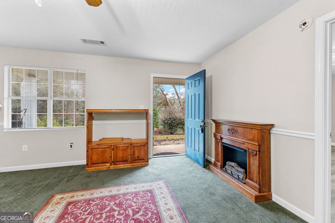 3957 Tommy Lee Cook Rd - Photo 6 of 38