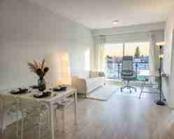 featured image of 6283 Kingsway