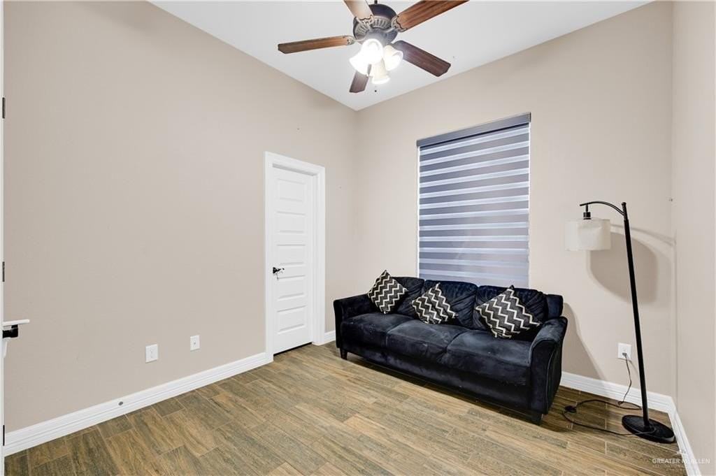 2410 Colvin Ave - Photo 7 of 33