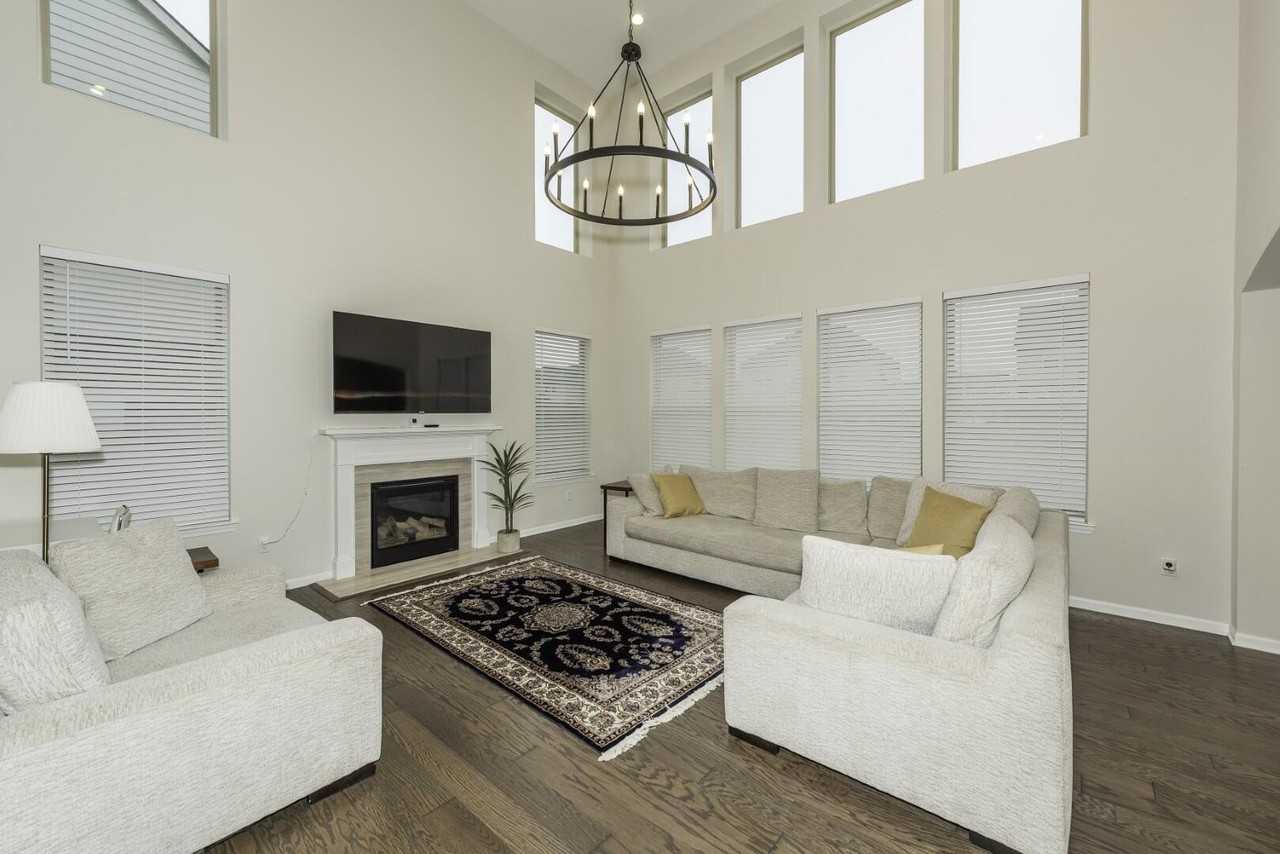 50236 Amberwood Rd - Photo 5 of 41