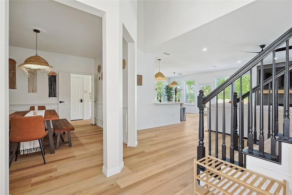 5615 Teal Ct - Photo 6 of 38