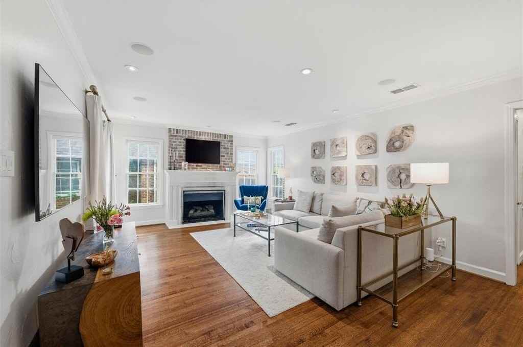 5934 Monticello Ave - Photo 6 of 30