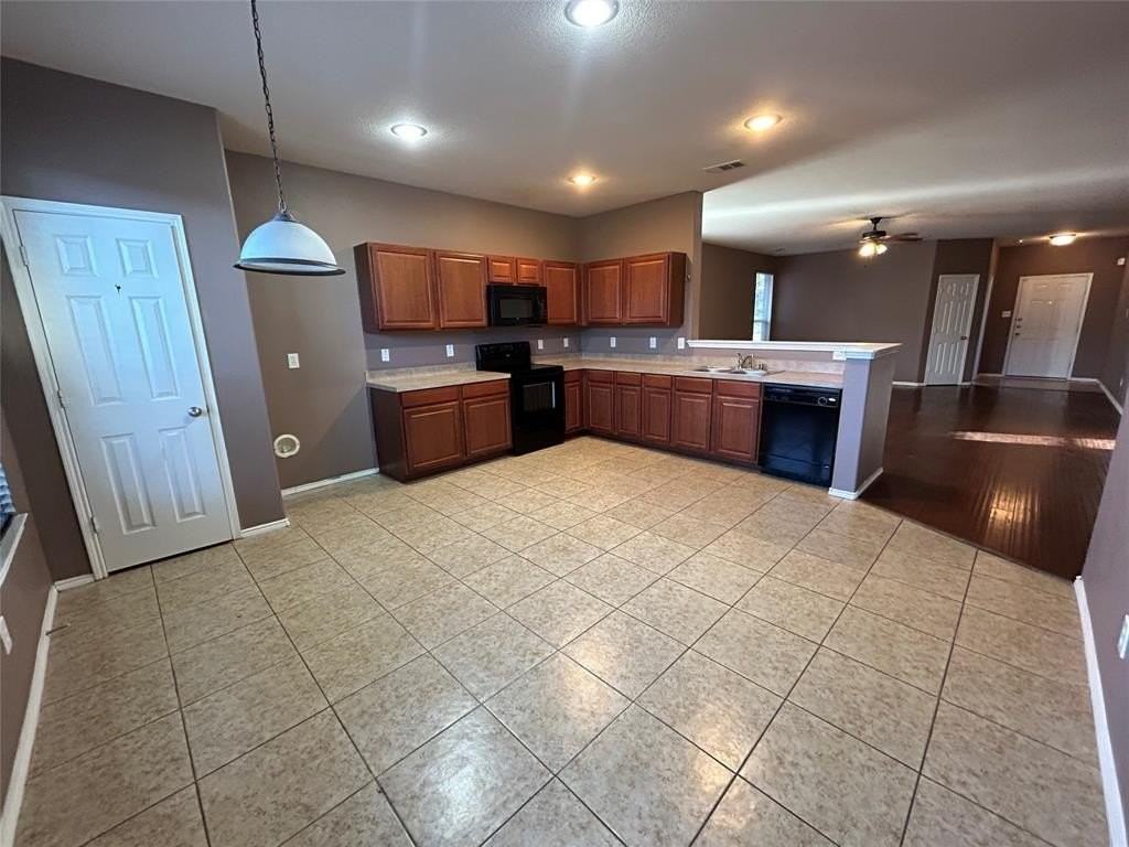 5837 Fantail Dr - Photo 5 of 13