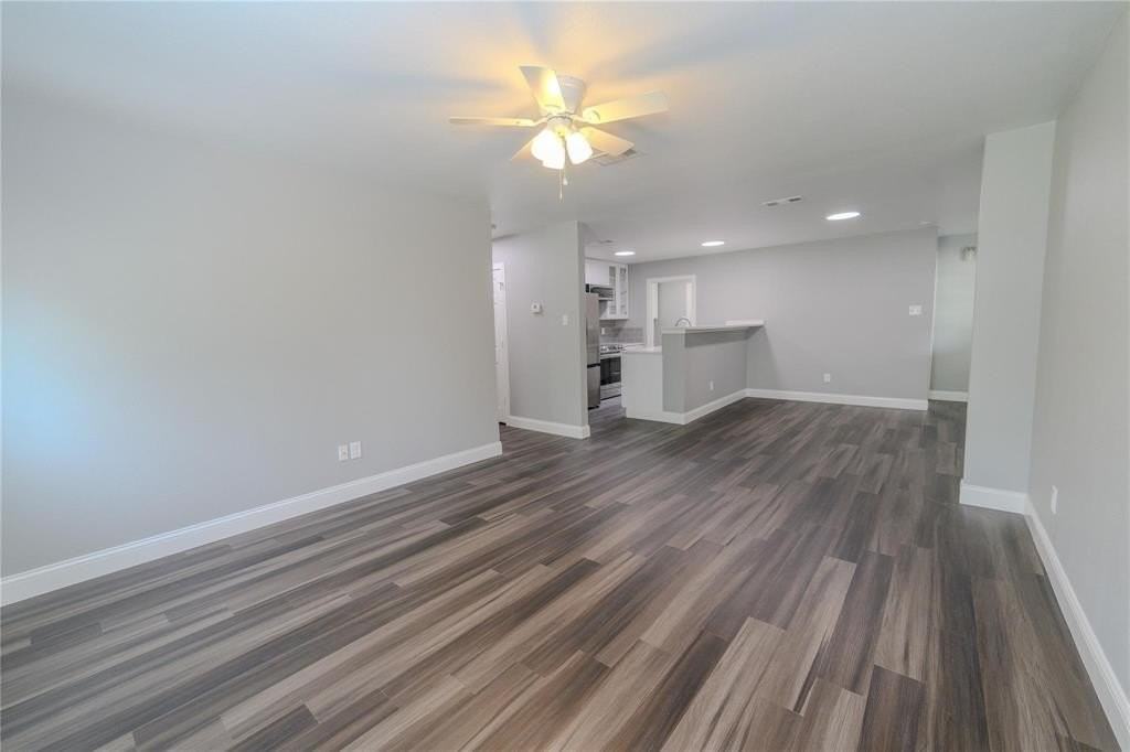 809 Wilcox St - Photo 2 of 26