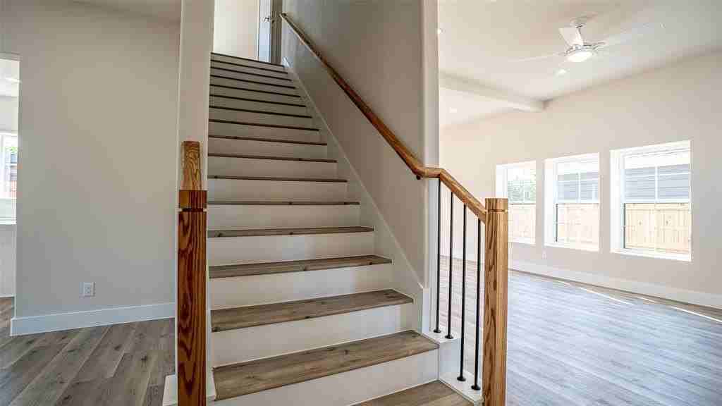 5426 Van Horn Dr - Photo 7 of 40