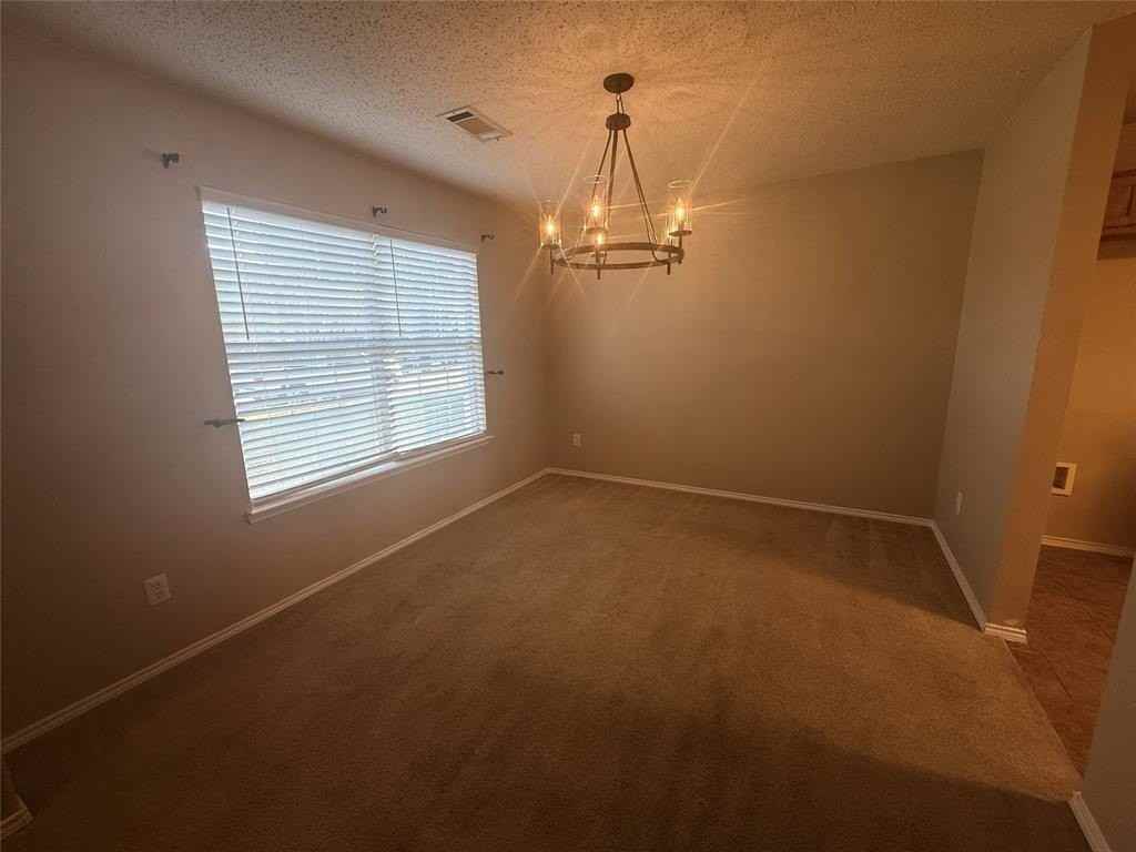 323 Valley Ridge Dr - Photo 3 of 18