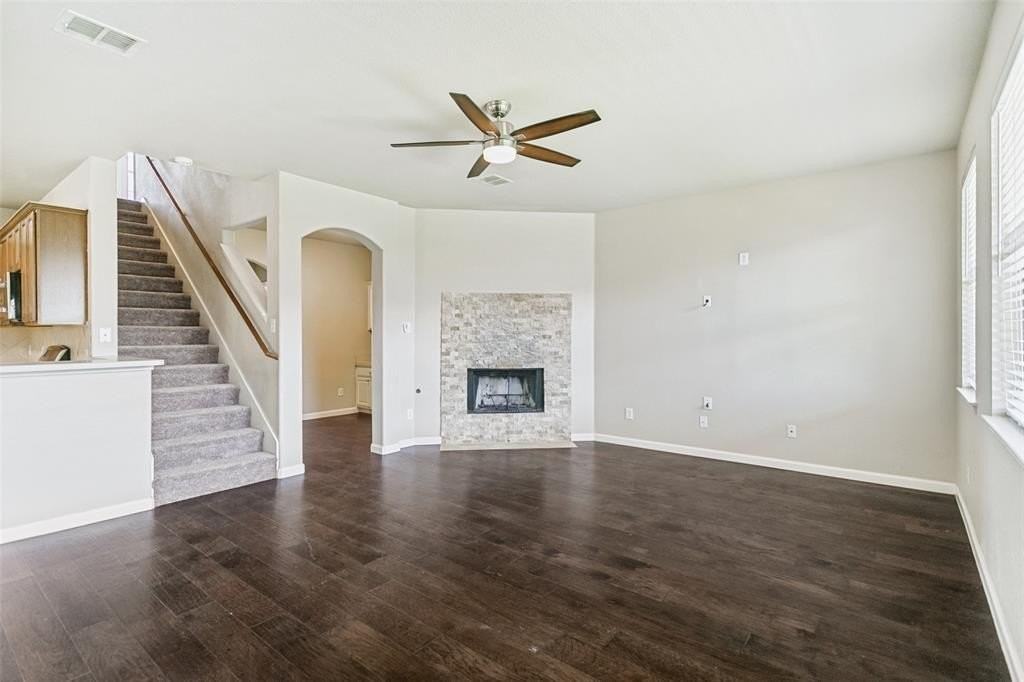 1302 Grapevine Dr - Photo 7 of 25