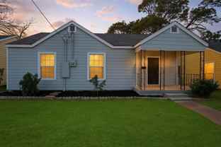 227 S Hampton Rd - Photo 1 of 1