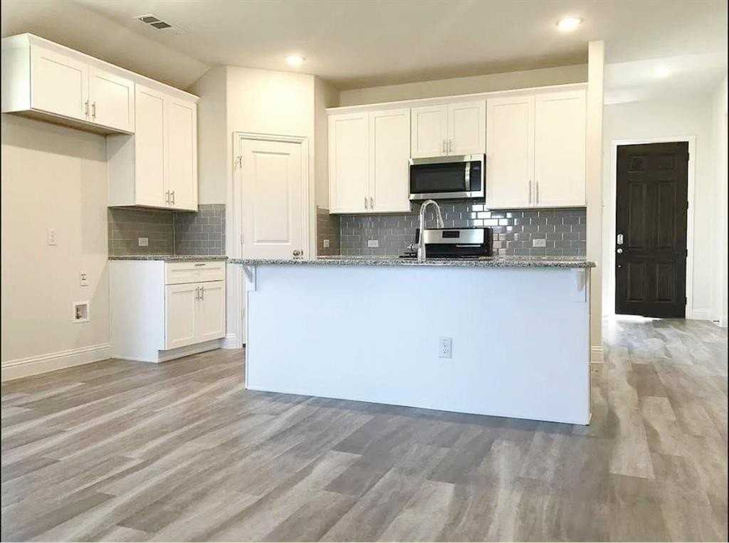 3817 Bennett Trl - Photo 3 of 22