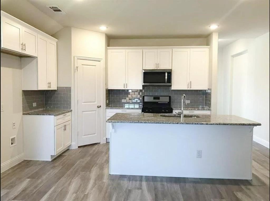 3817 Bennett Trl - Photo 5 of 22