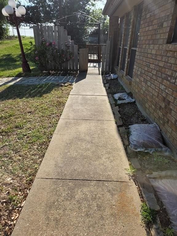 1500 N Grant Dr #A - Photo 3 of 29