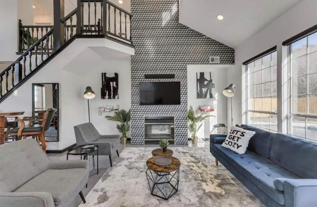 8324 Autumncrest Ct - Photo 4 of 34