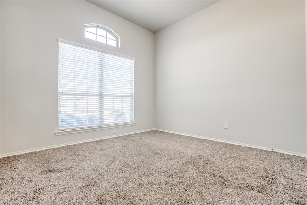 517 Rocky Pine Rd - Photo 3 of 30