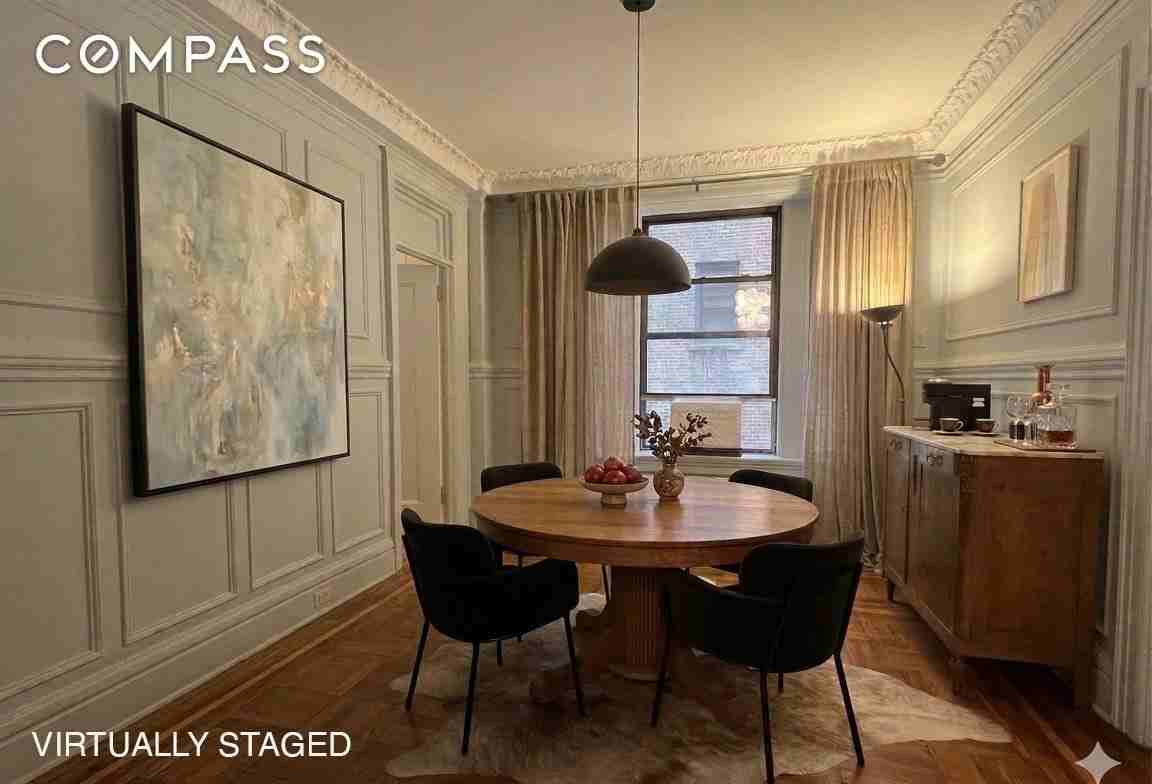 200 W 54th St #6L - Photo 3 of 11