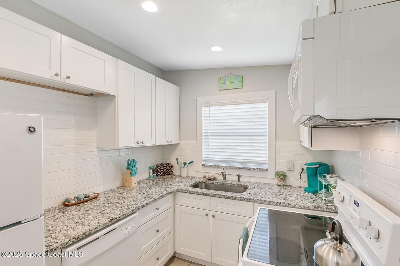 3550 S Atlantic Unit 3 Avenue unit: 3 - Photo 5 of 38