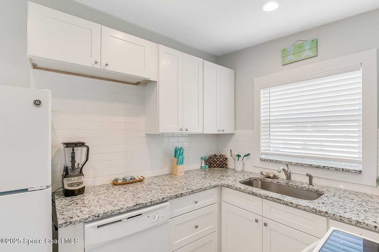 3550 S Atlantic Unit 3 Avenue unit: 3 - Photo 6 of 38