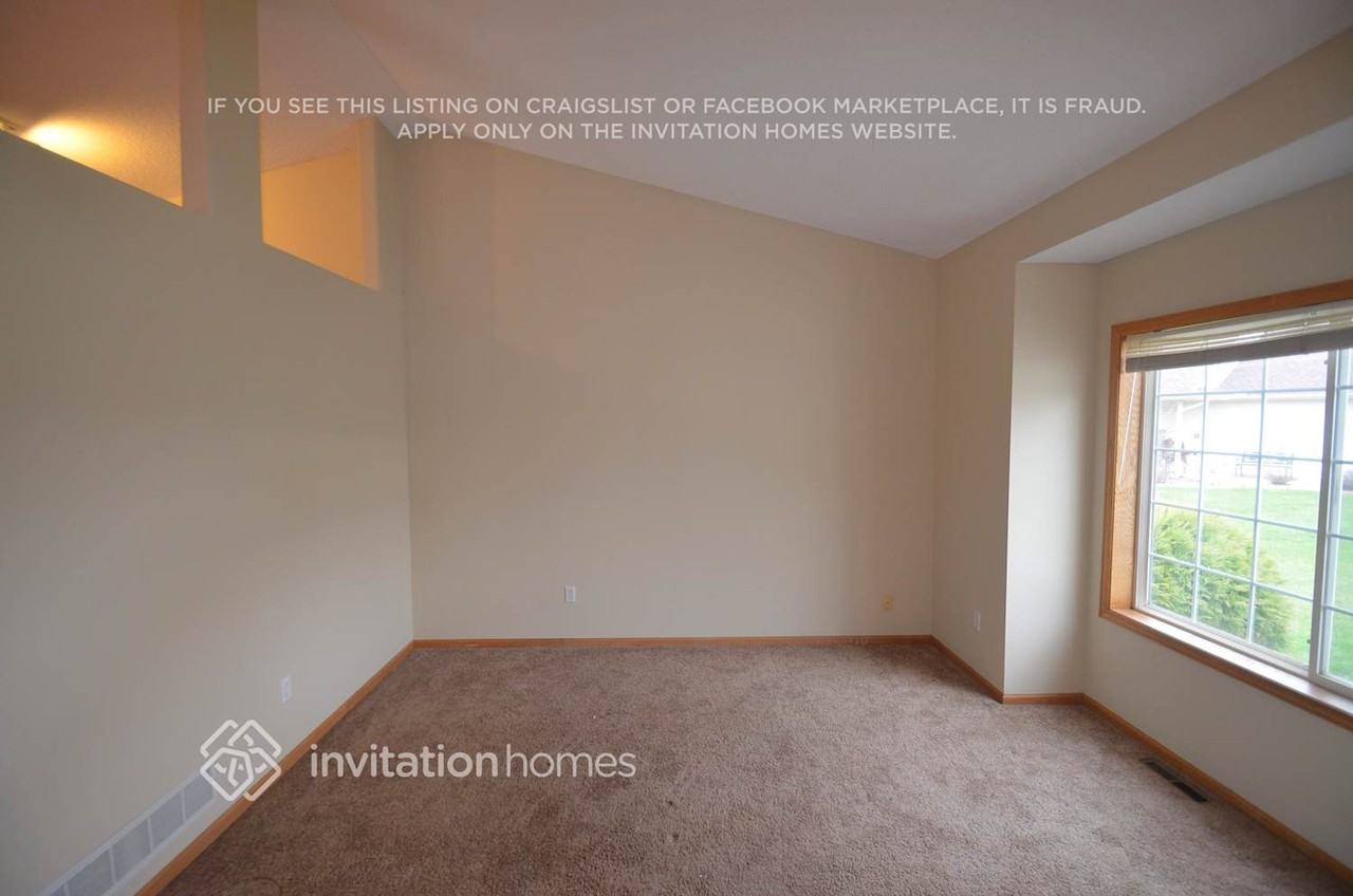 3570 Kaiser Ct Ne - Photo 2 of 15