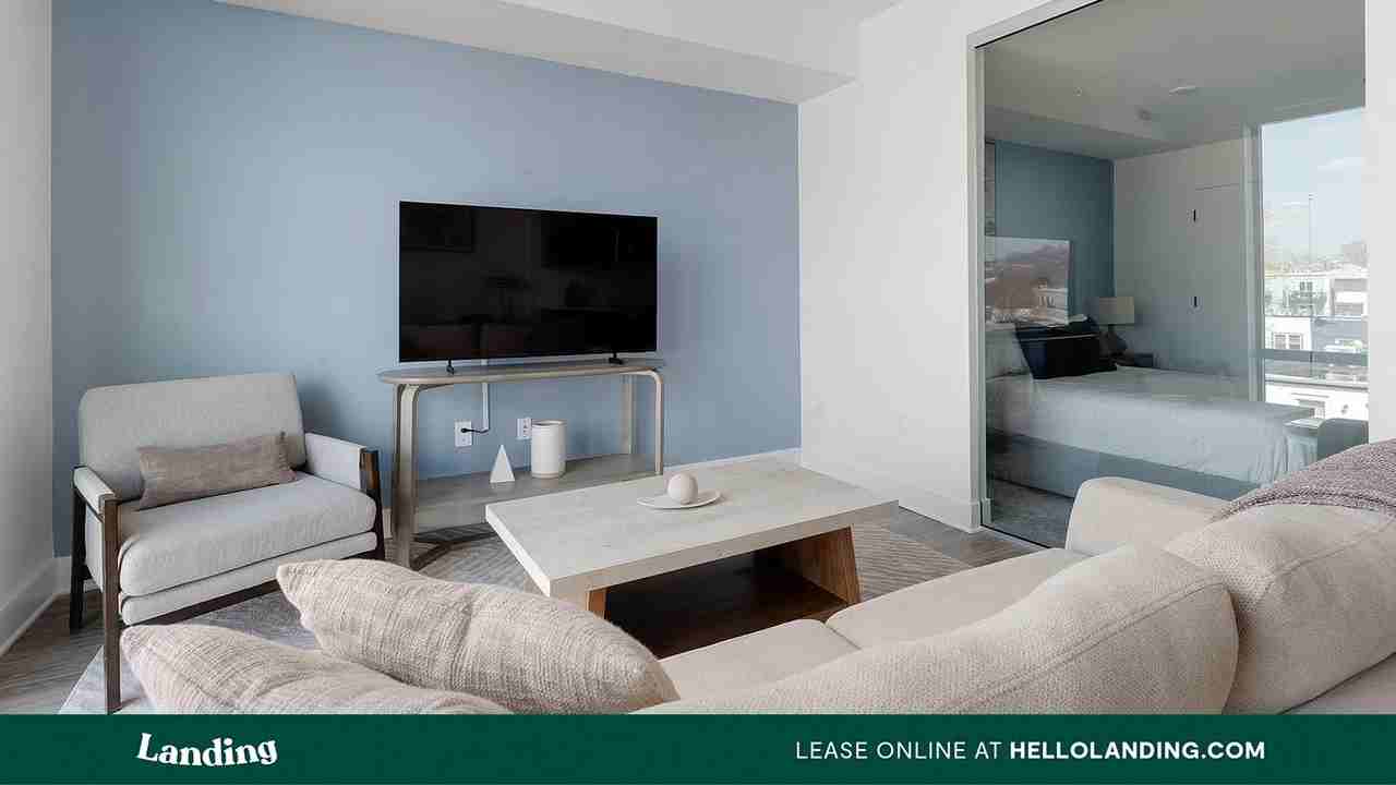 1214 Bladensburg Rd NE - Photo 5 of 50