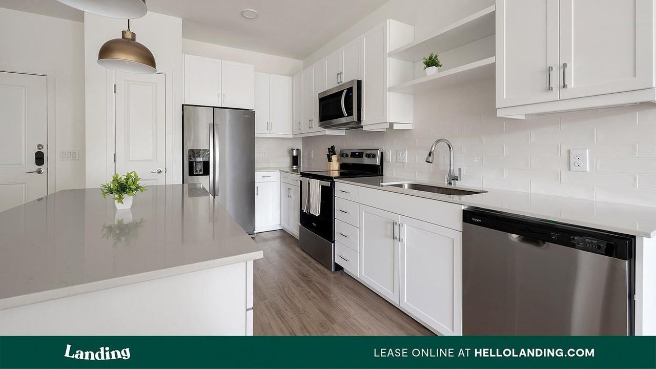 7733 Burleson Rd - Photo 2 of 50