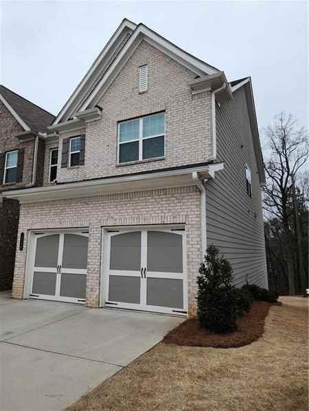 1366 Endicott Ct