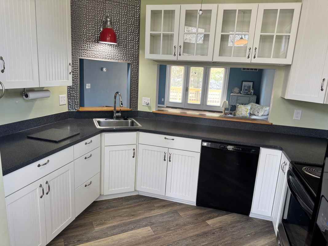 8013 Bridgepointe Dr - Photo 7 of 17