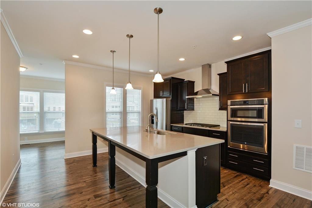 200 Braeden Way - Photo 5 of 50