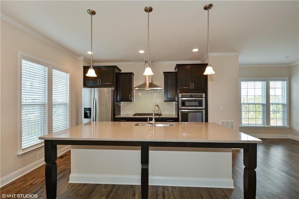 200 Braeden Way - Photo 6 of 50