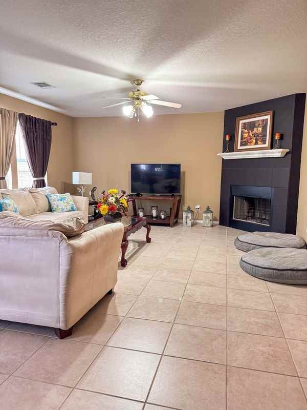 7419 Tranquillo Way - Photo 5 of 22