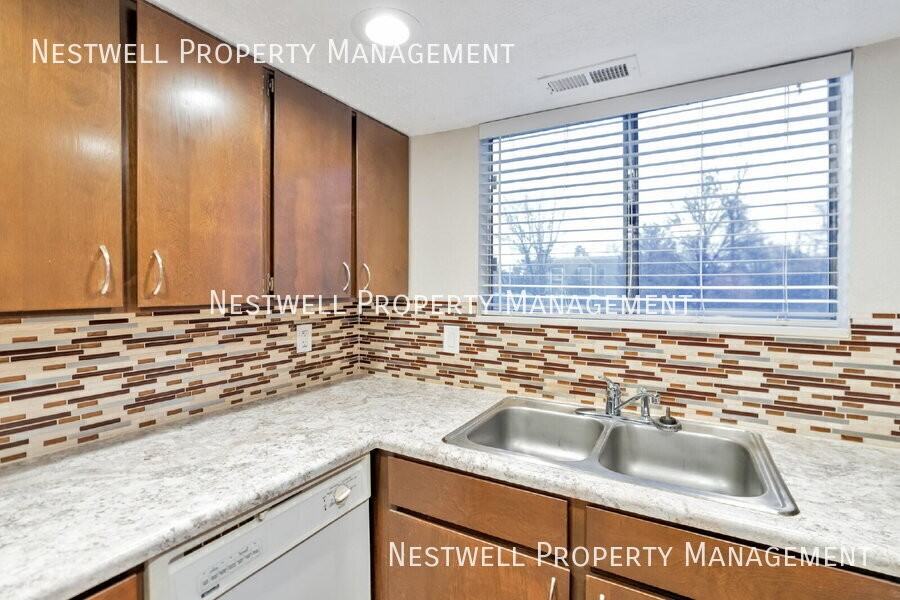 4630 S Quail Park Dr #D - Photo 3 of 19