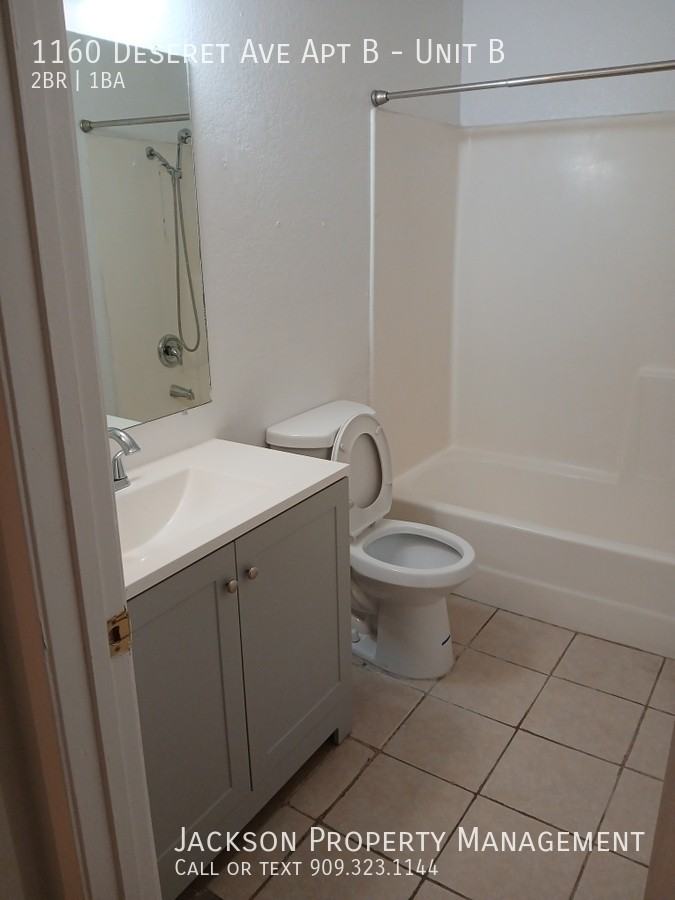 1160 Deseret Ave Apt B #B - Photo 5 of 13