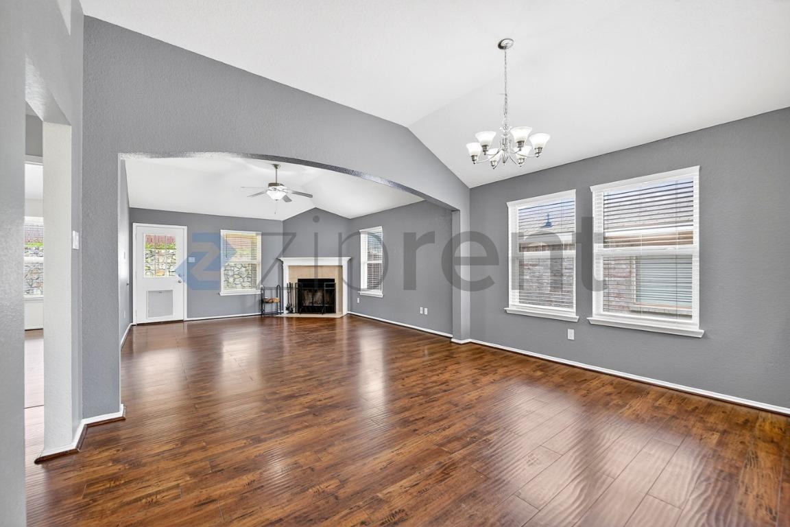 916 Reveille Rd - Photo 6 of 25