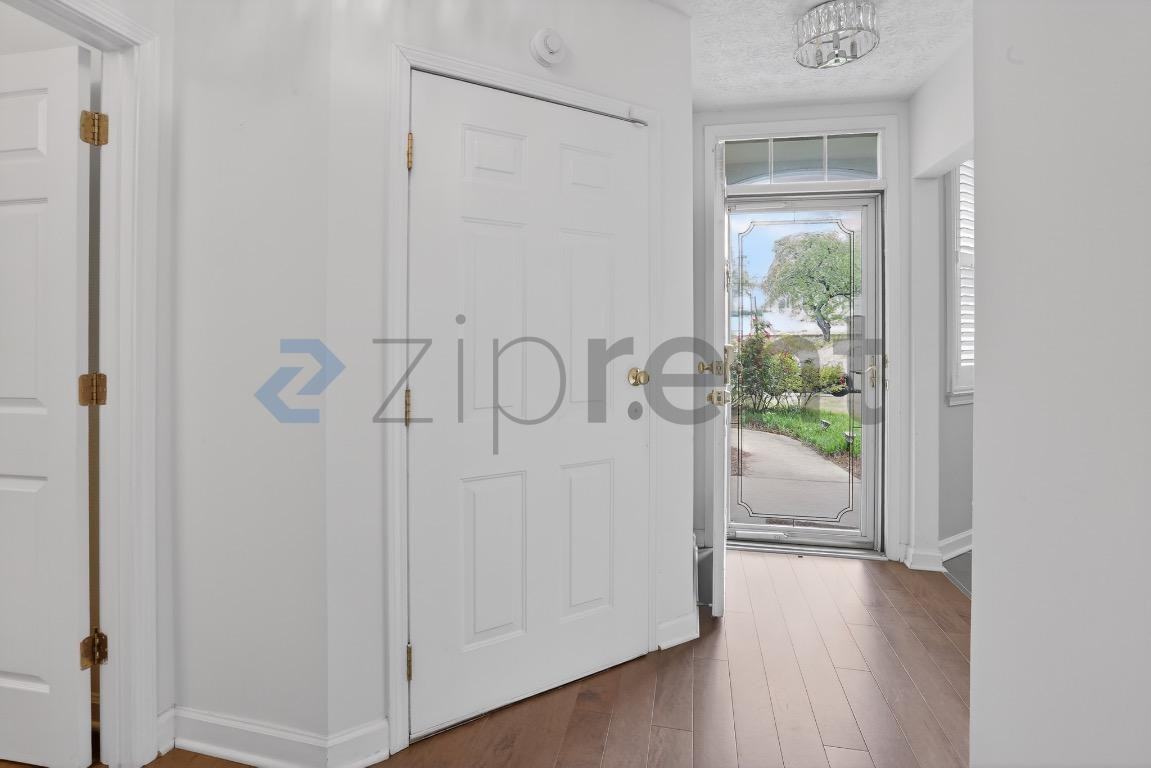 484 Fraser St Se #484 - Photo 5 of 22