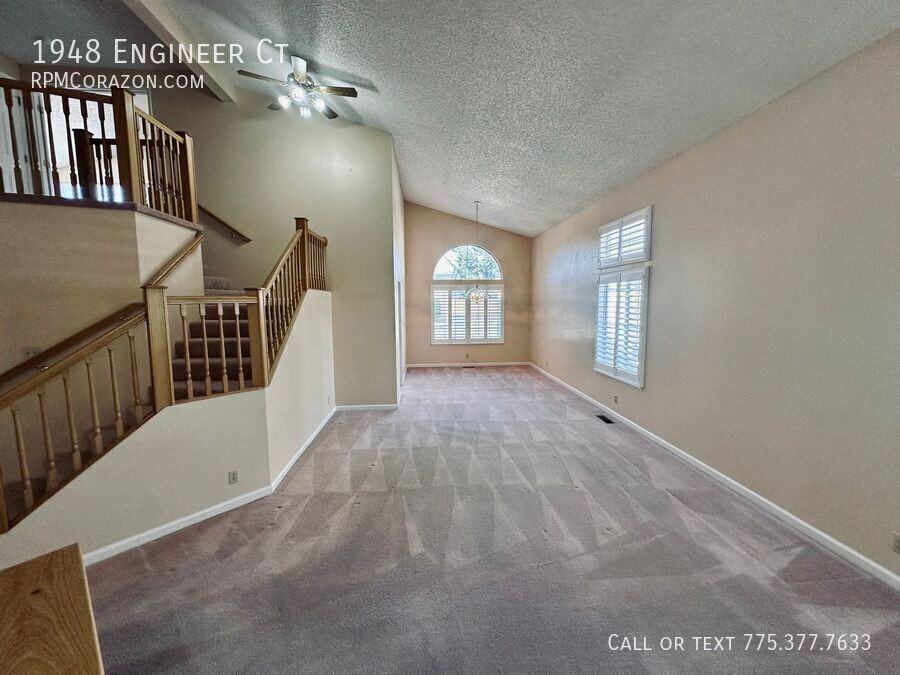 1948 Engineer Ct - Photo 2 of 30