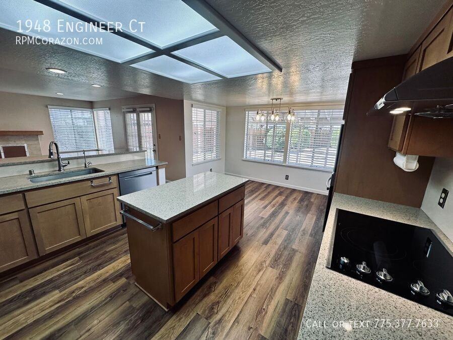 1948 Engineer Ct - Photo 6 of 30