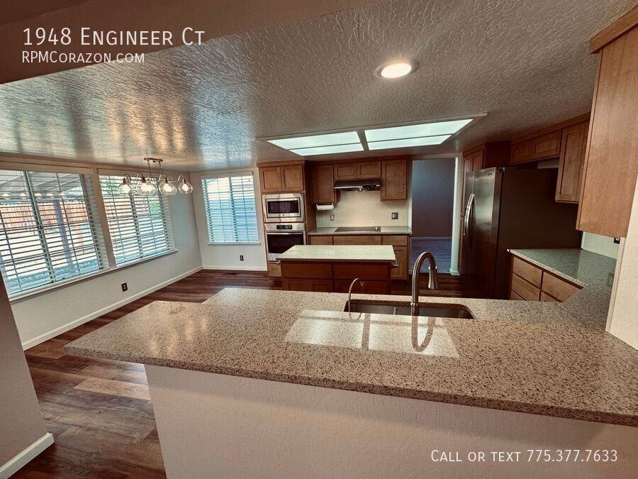 1948 Engineer Ct - Photo 7 of 30