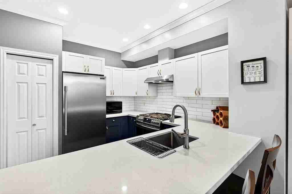 5900 Jinkerson Road #15 - Photo 5 of 39