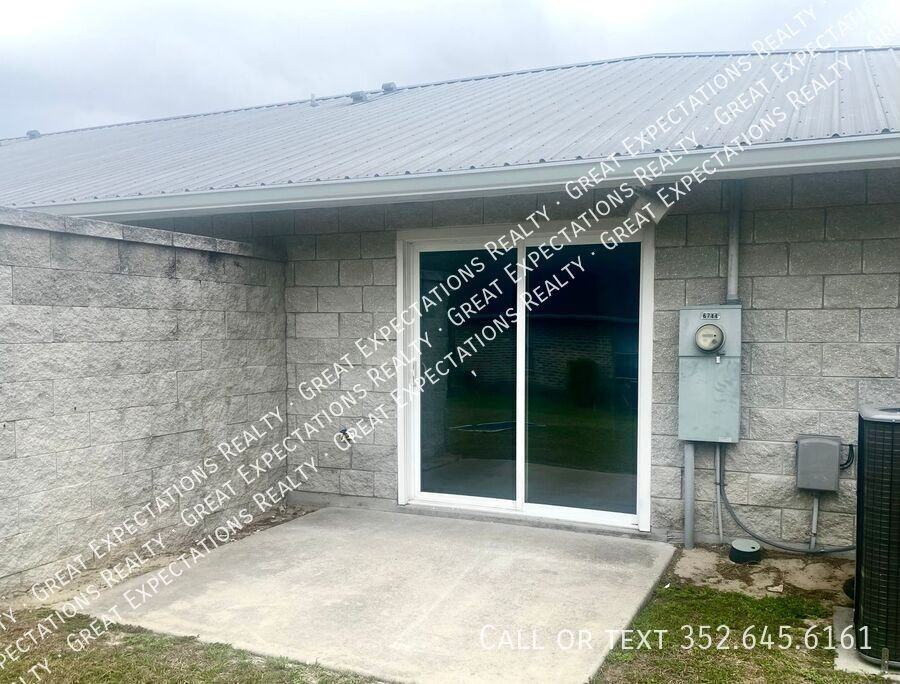 6744 Se 106th St - Photo 2 of 11