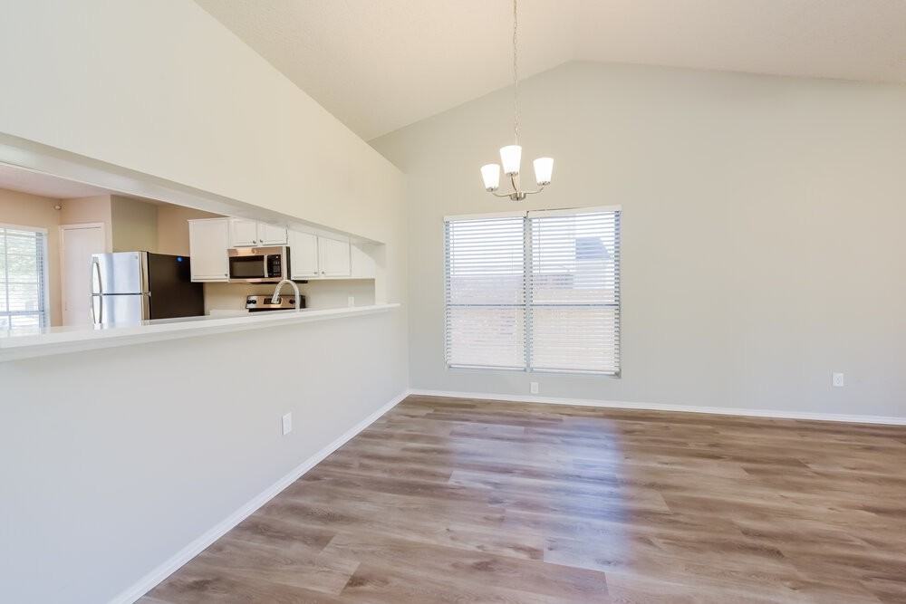 4653 Feathercrest Dr - Photo 6 of 16