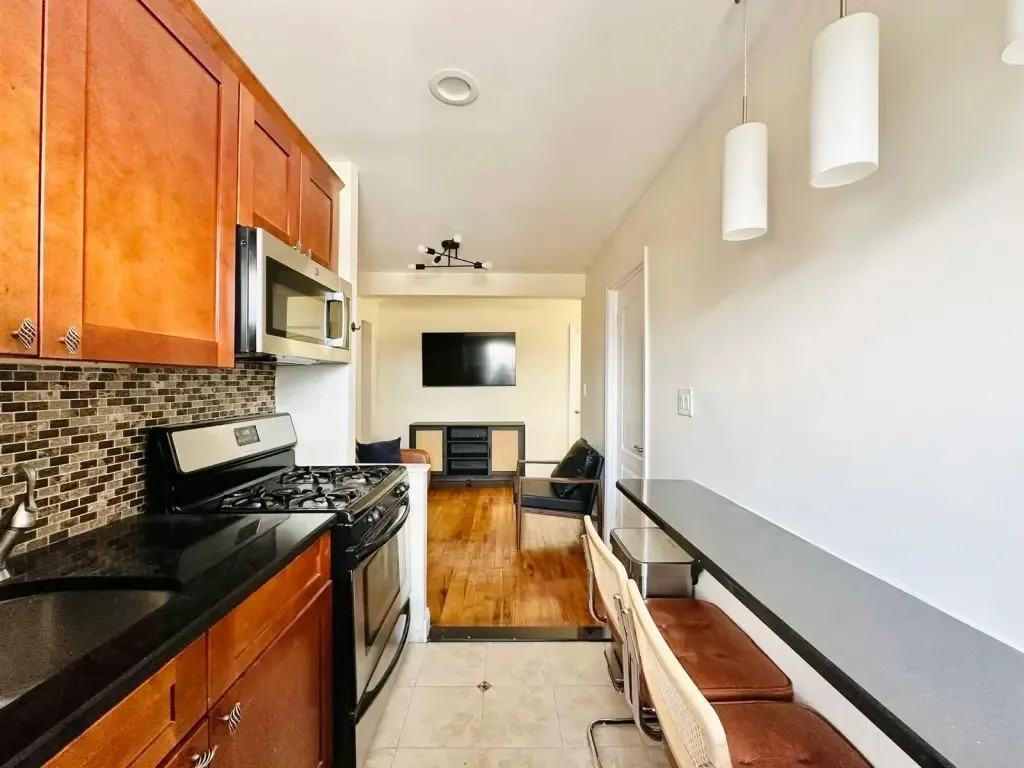 668 Brooklyn Avenue #238 - Photo 5 of 6