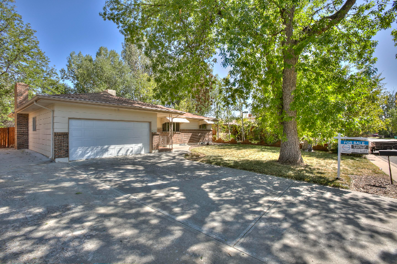 724 Kimball Rd - Photo 3 of 32