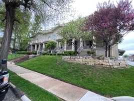 featured image of 106 S 36th St