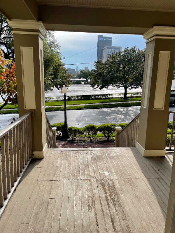 106 S 36th St - Photo 3 of 30