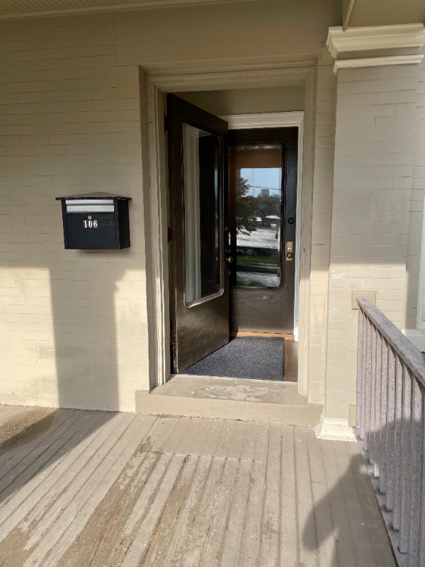 106 S 36th St - Photo 4 of 30