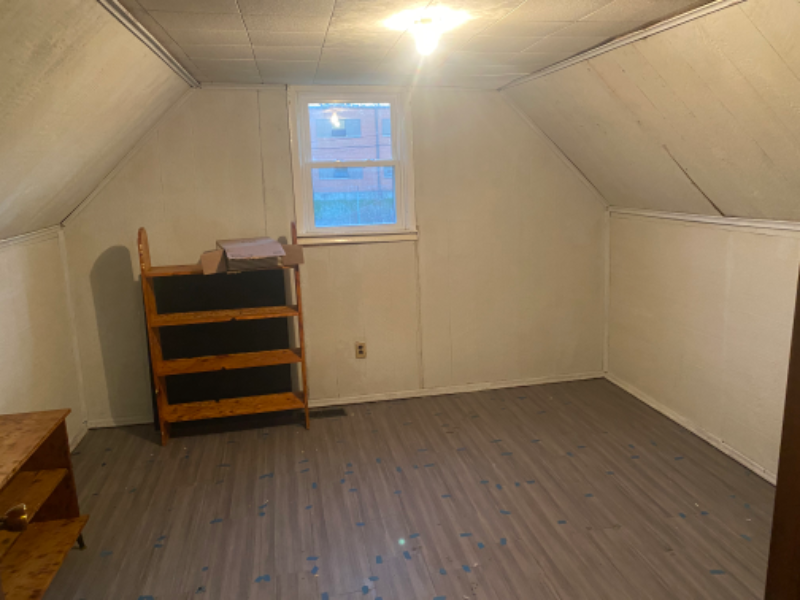 3740 W 2nd St - Photo 3 of 14