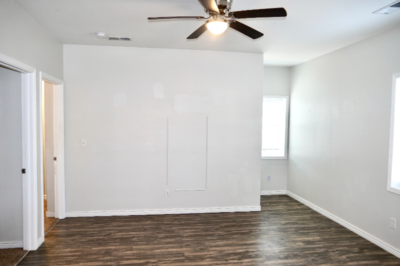2310 E Saint Vrain St #102 - Photo 5 of 13