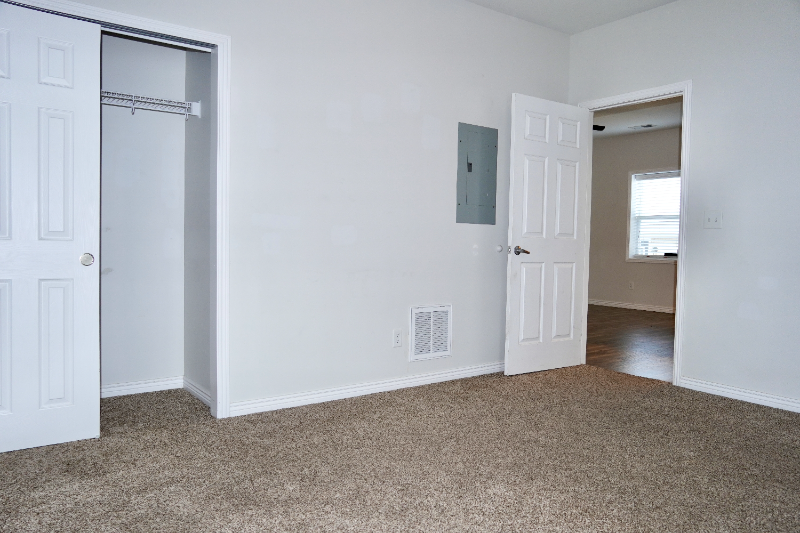 2310 E Saint Vrain St #102 - Photo 7 of 13
