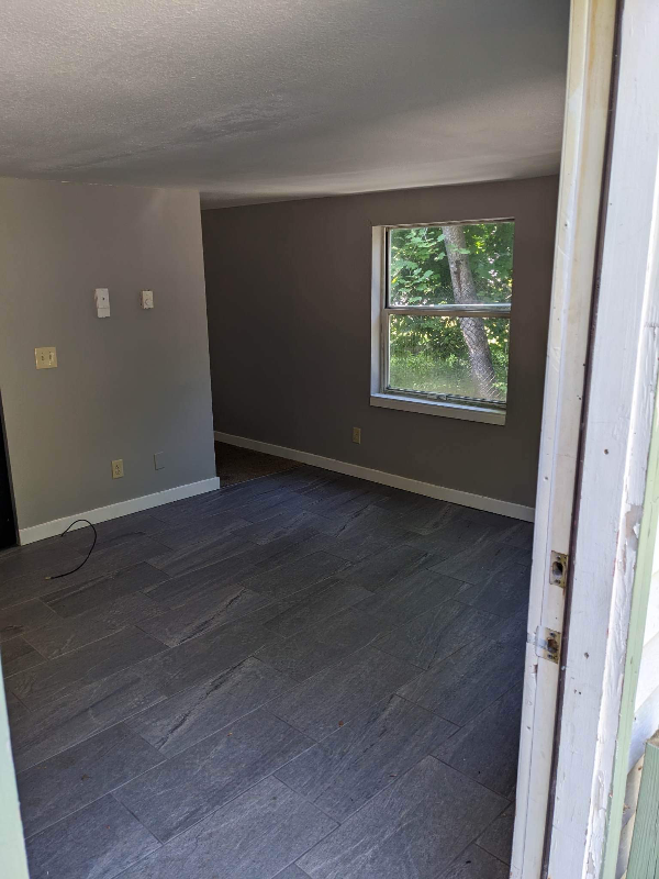 508 N Main St #C - Photo 4 of 11