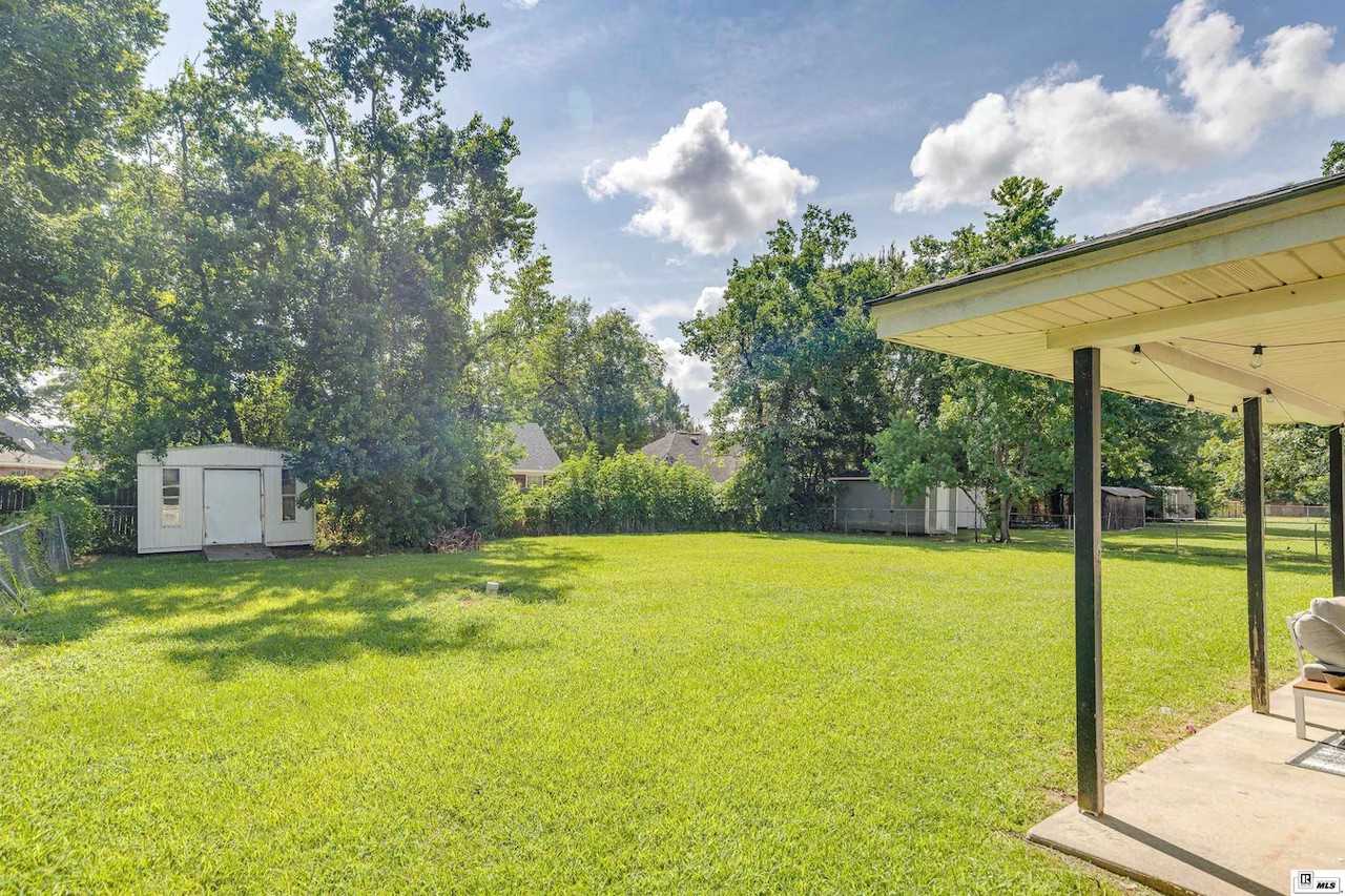 2238 Highway - Photo 3 of 14